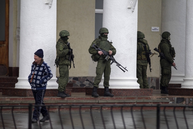 Как российские войска захватили Крым 27 февраля 2014 года. Цитаты российских военных и местных предателей 03
